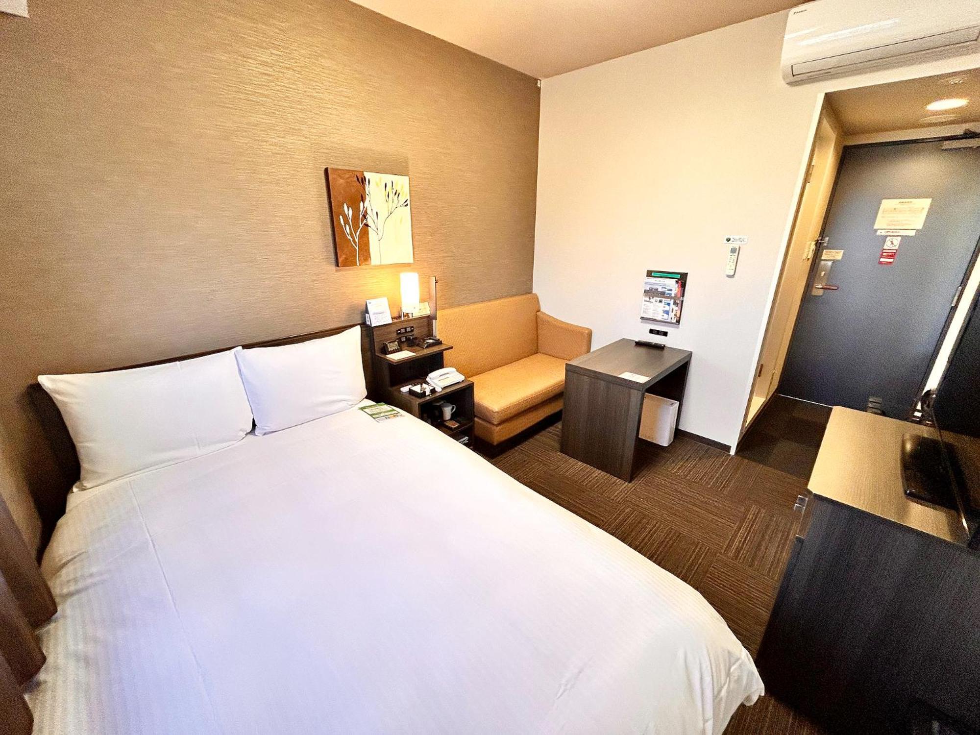 Hotel Route-Inn Anan מראה חיצוני תמונה